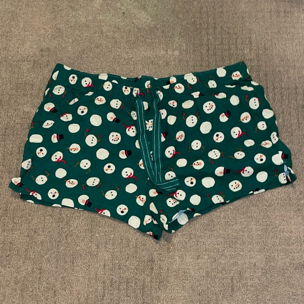 old navy green snowman pj shorts